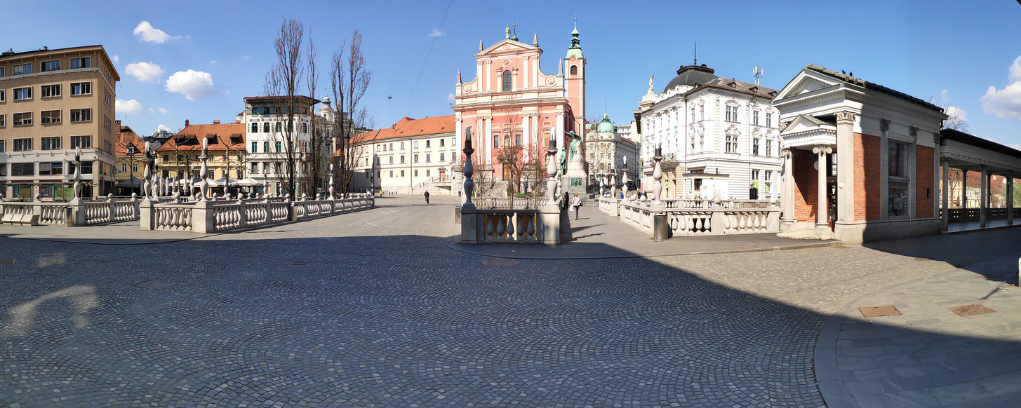 COVID-19_pandemic_in_Slovenia_(Ljubljana_downtown,_center).jpg